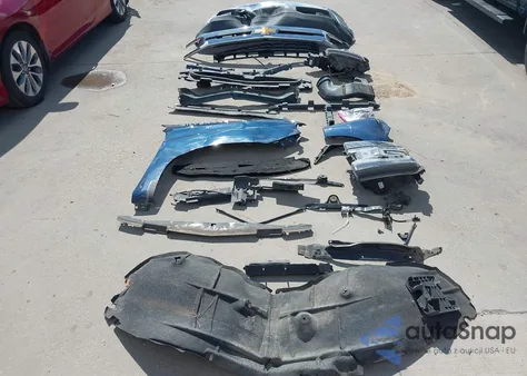 2020 Chevrolet Silverado 1500 2Wd Short Bed Lt from USA, damaged, VIN 3GCPWCED9LG297022